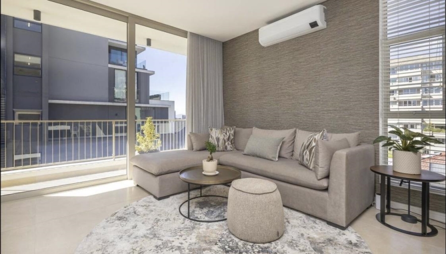 To Let 3 Bedroom Property for Rent in Green Point Western Cape
